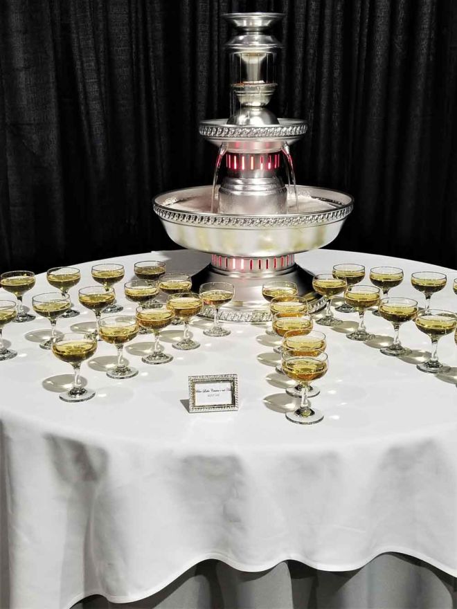 Champagne-table-2