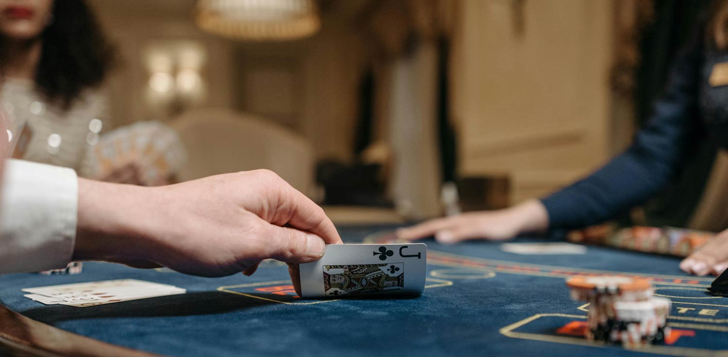 11 Common Poker Tells: How to Read People in Poker - Blue Lake Casino Hotel